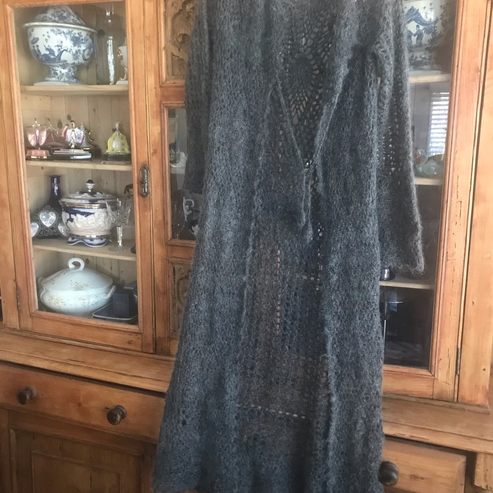 Beautiful Knot Long Cardigan - Picture 2 of 4